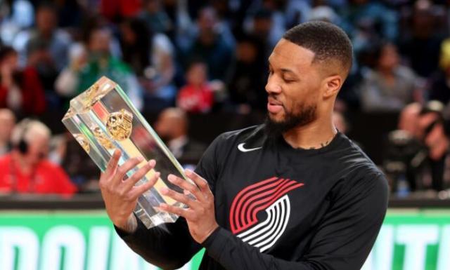 世界杯-利拉德三分夺冠终圆梦 更自信当队史第一人