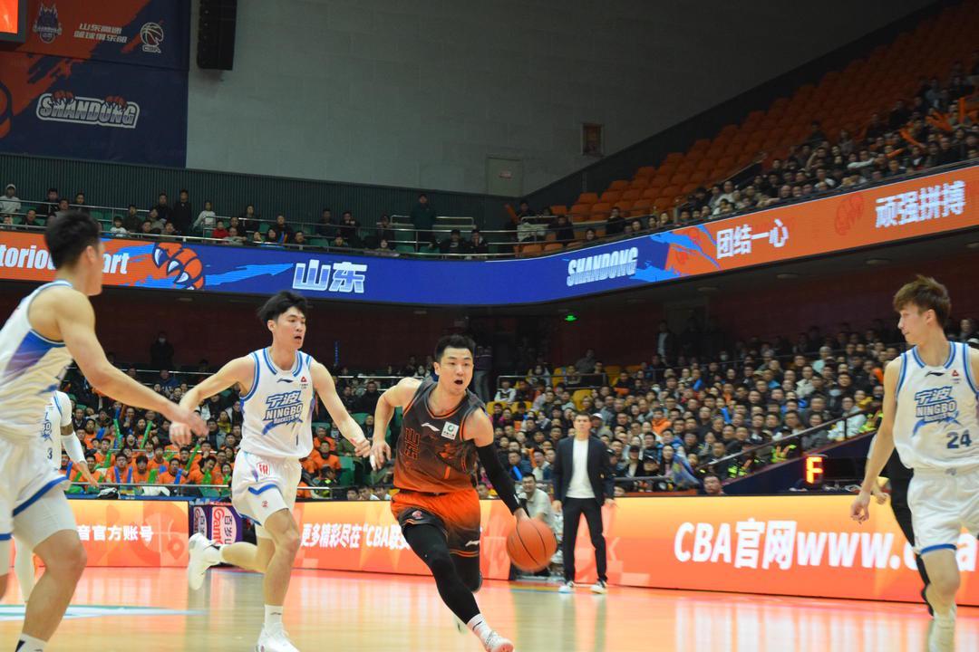 世界杯-俱乐部杯|高诗岩、程帅澎双双缺阵，高速男篮6日对阵浙江男篮